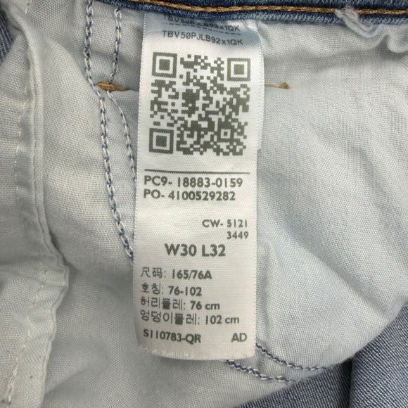 Levi's 724 High Rise Straight Leg Blue Denim Jeans Women's Size 30 - Picture 6 of 9